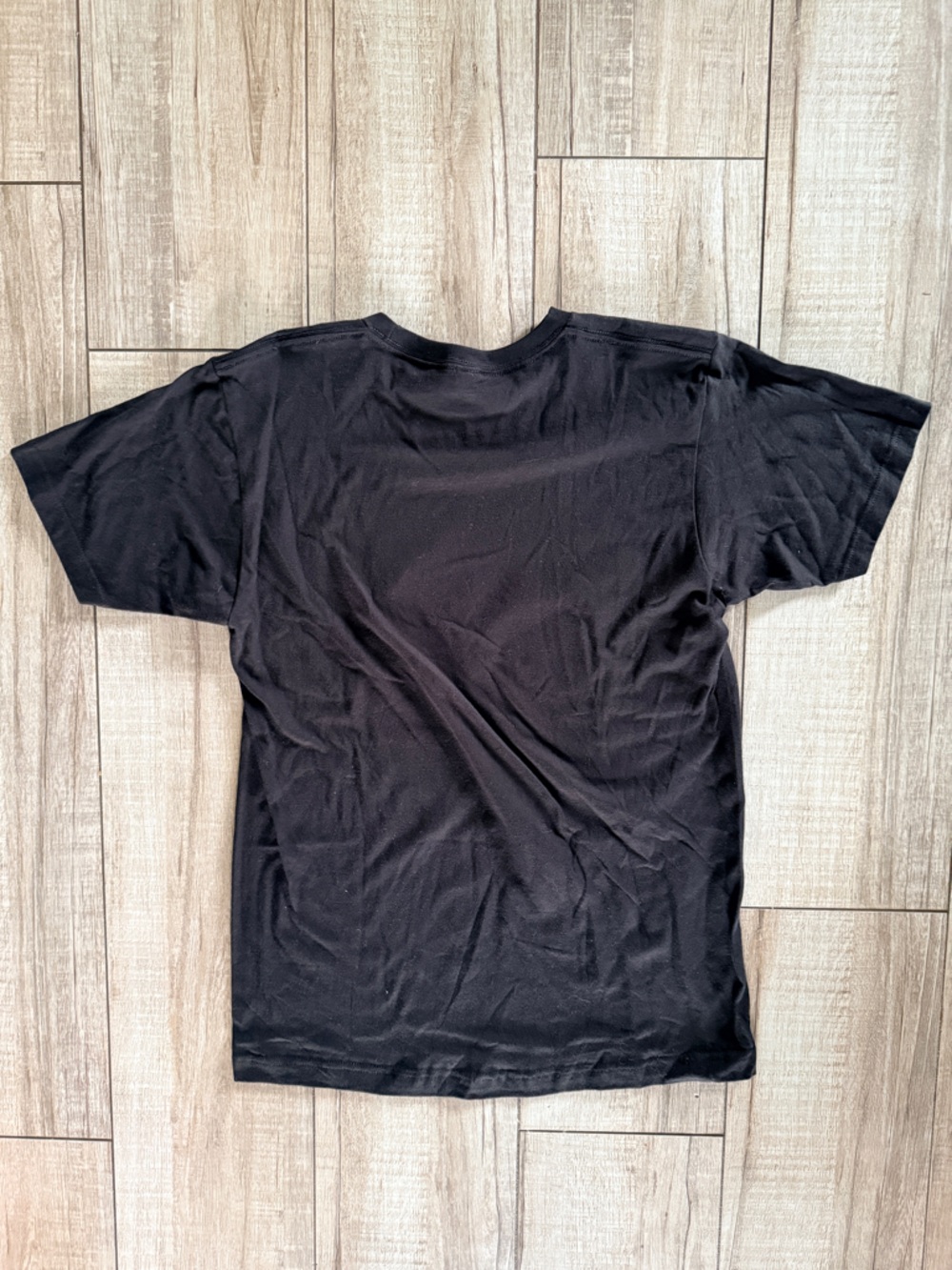 Onepiece Men's Black Graphic Tee with Neon Skull Logo - Picture 2 of 7